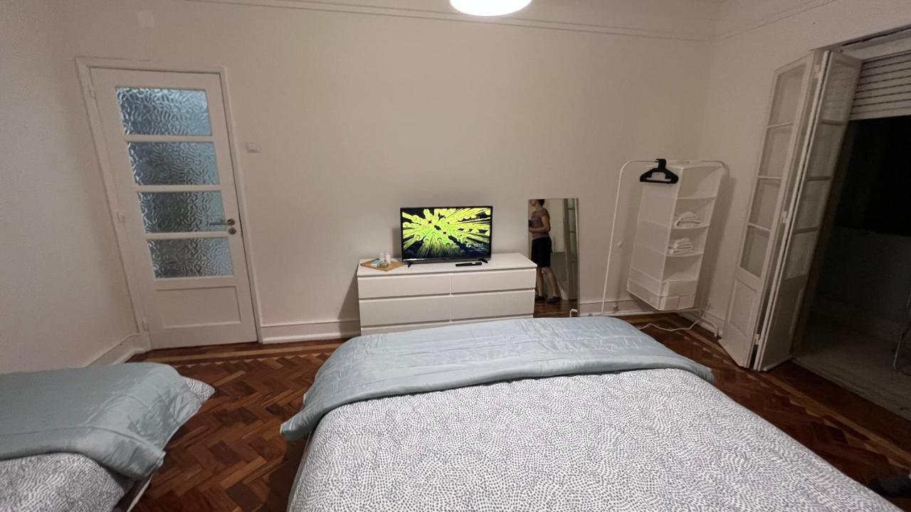 Habitacion Privada Para 3 Grande Con Balcon Lisboa Εξωτερικό φωτογραφία