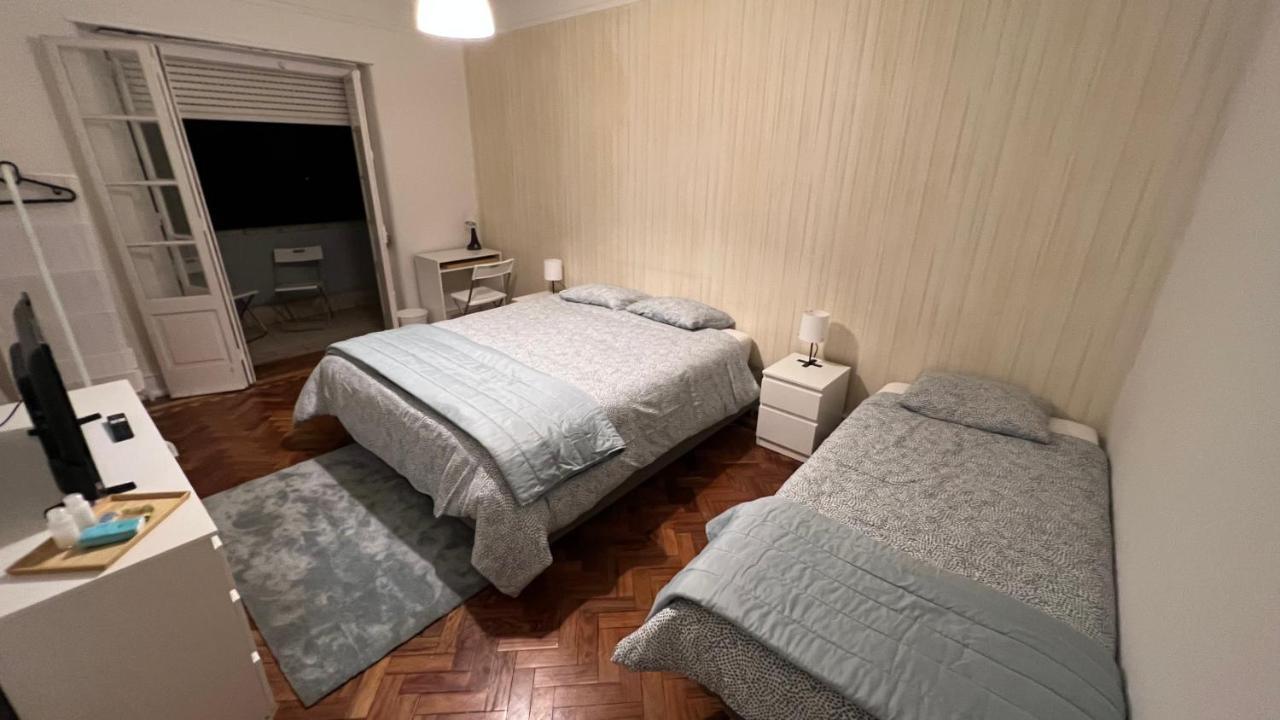 Habitacion Privada Para 3 Grande Con Balcon Lisboa Εξωτερικό φωτογραφία