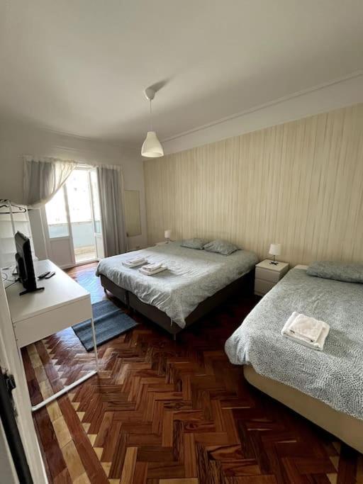 Habitacion Privada Para 3 Grande Con Balcon Lisboa Εξωτερικό φωτογραφία