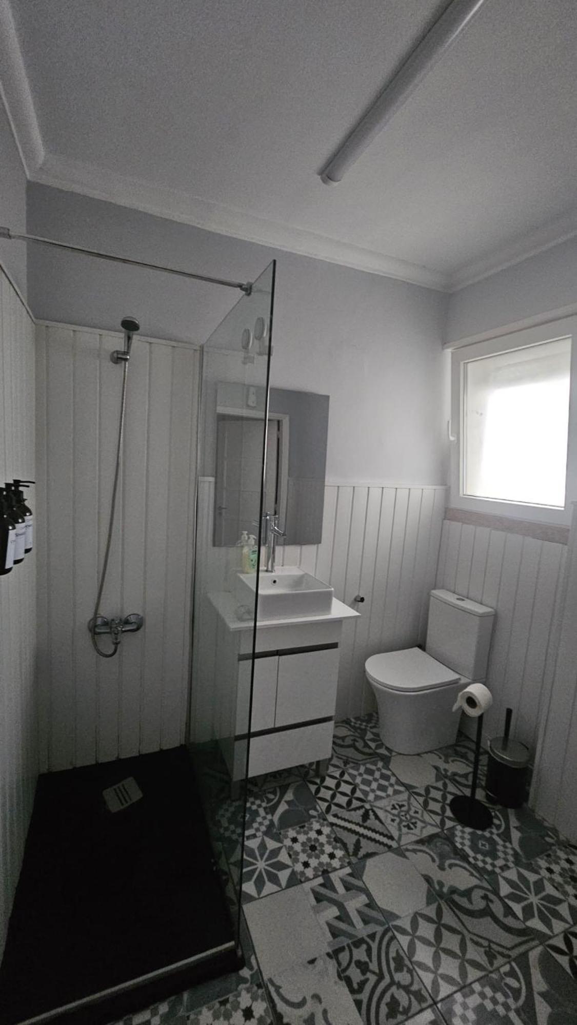 Habitacion Privada Para 3 Grande Con Balcon Lisboa Εξωτερικό φωτογραφία