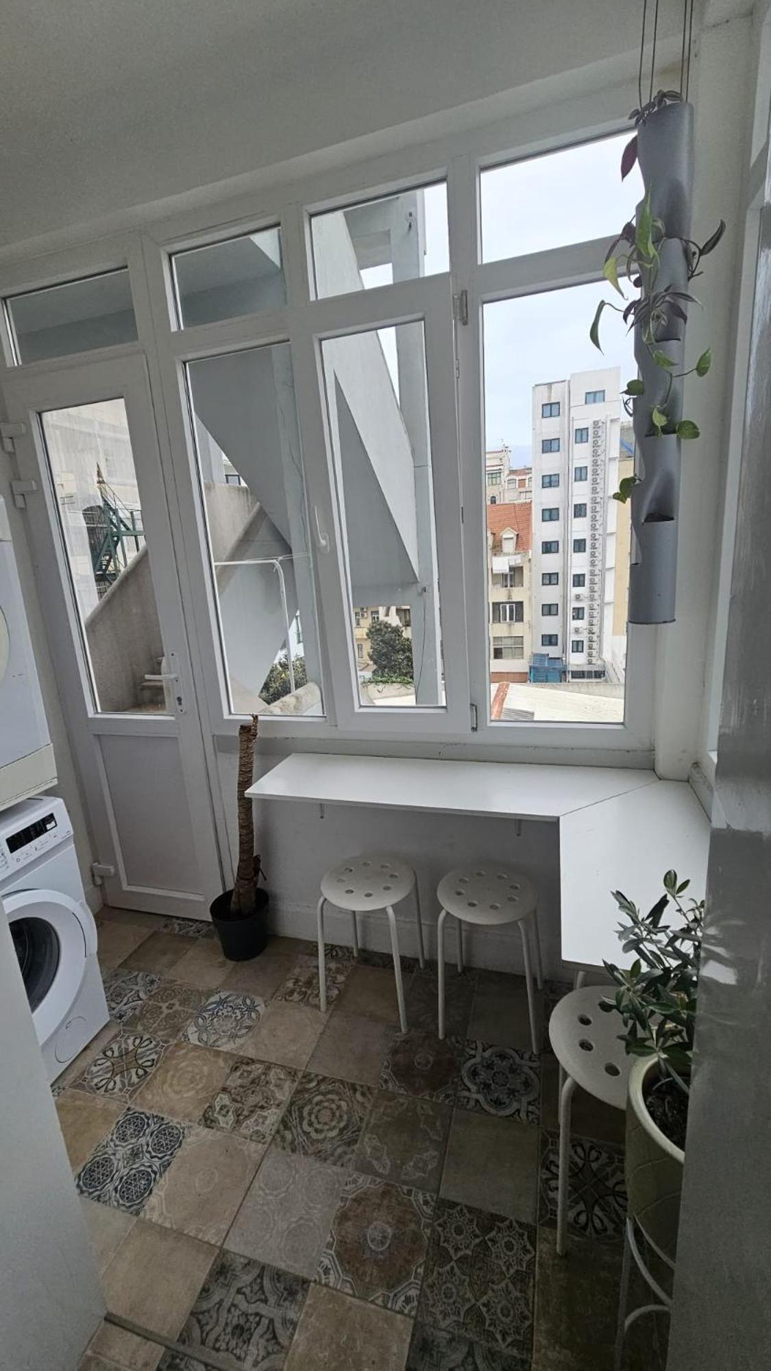 Habitacion Privada Para 3 Grande Con Balcon Lisboa Εξωτερικό φωτογραφία